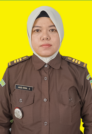 A IRMA SUNDARI, S.H.